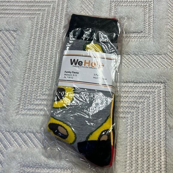 WE HELP - Funky Fiesta Socks - Avocado / Chilis / Tacos - Picture 1 of 5